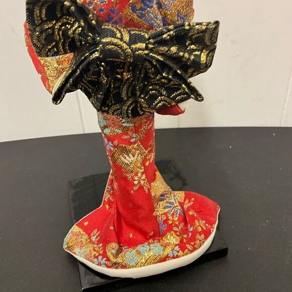 Vintage Antique 1940s Japanese Geisha Doll in Red & Gold Kimono 9” Cloth… - Picture 10 of 12